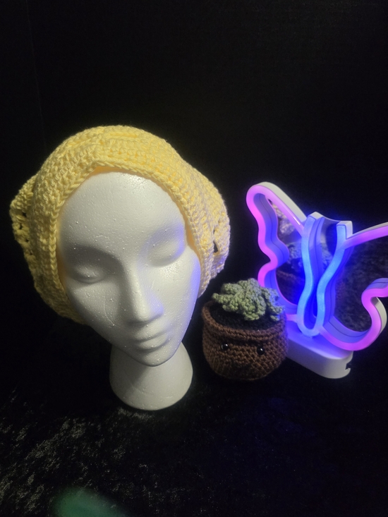 Handmade Yellow Dragonfly Crochet Headscarf - Picture 3 of 7